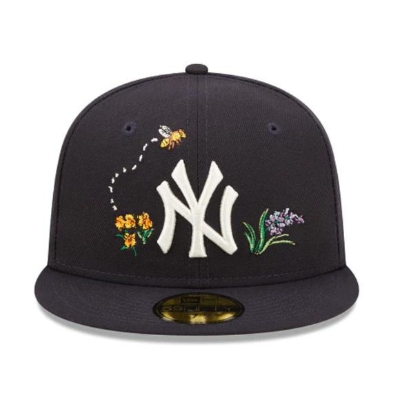 New Era New York Yankees Watercolor Floral 59FIFTY Fitted Hat Cap - Picture 10 of 15